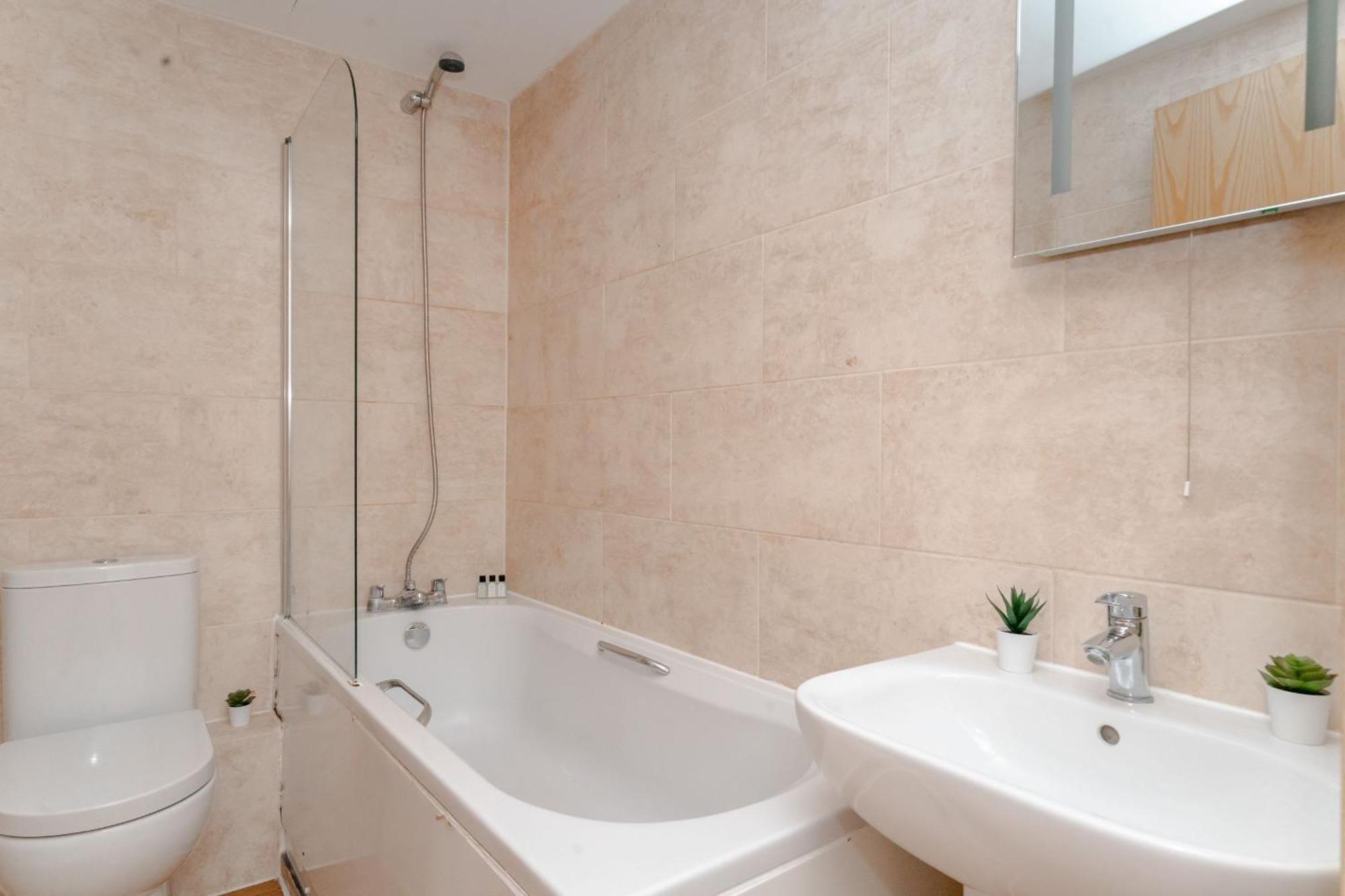 Holborn - 2Br Near Covent Garden -Cityapartmentstay ลอนดอน ภายนอก รูปภาพ