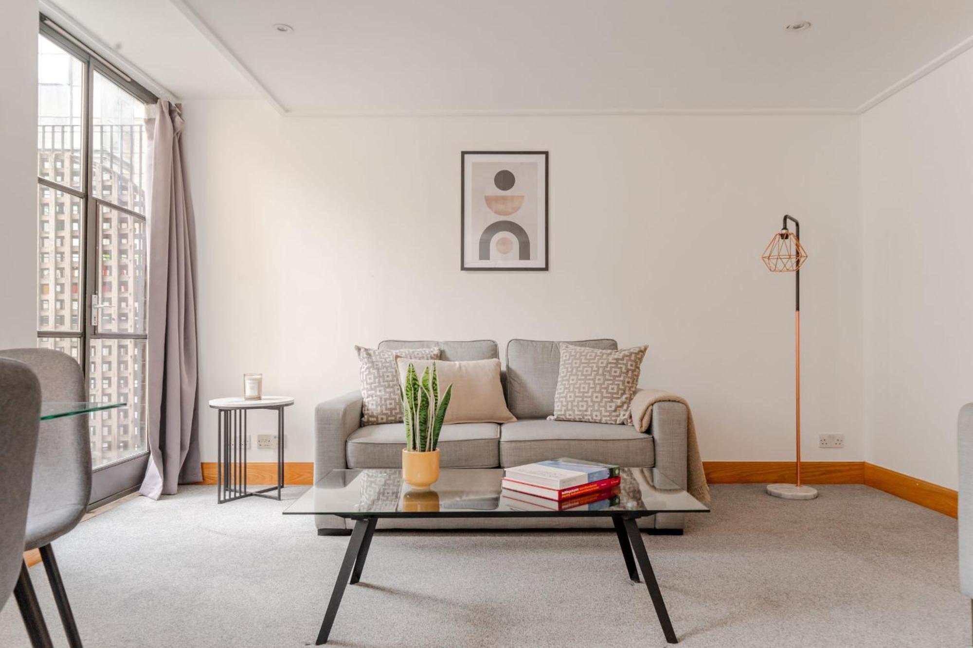Holborn - 2Br Near Covent Garden -Cityapartmentstay ลอนดอน ภายนอก รูปภาพ